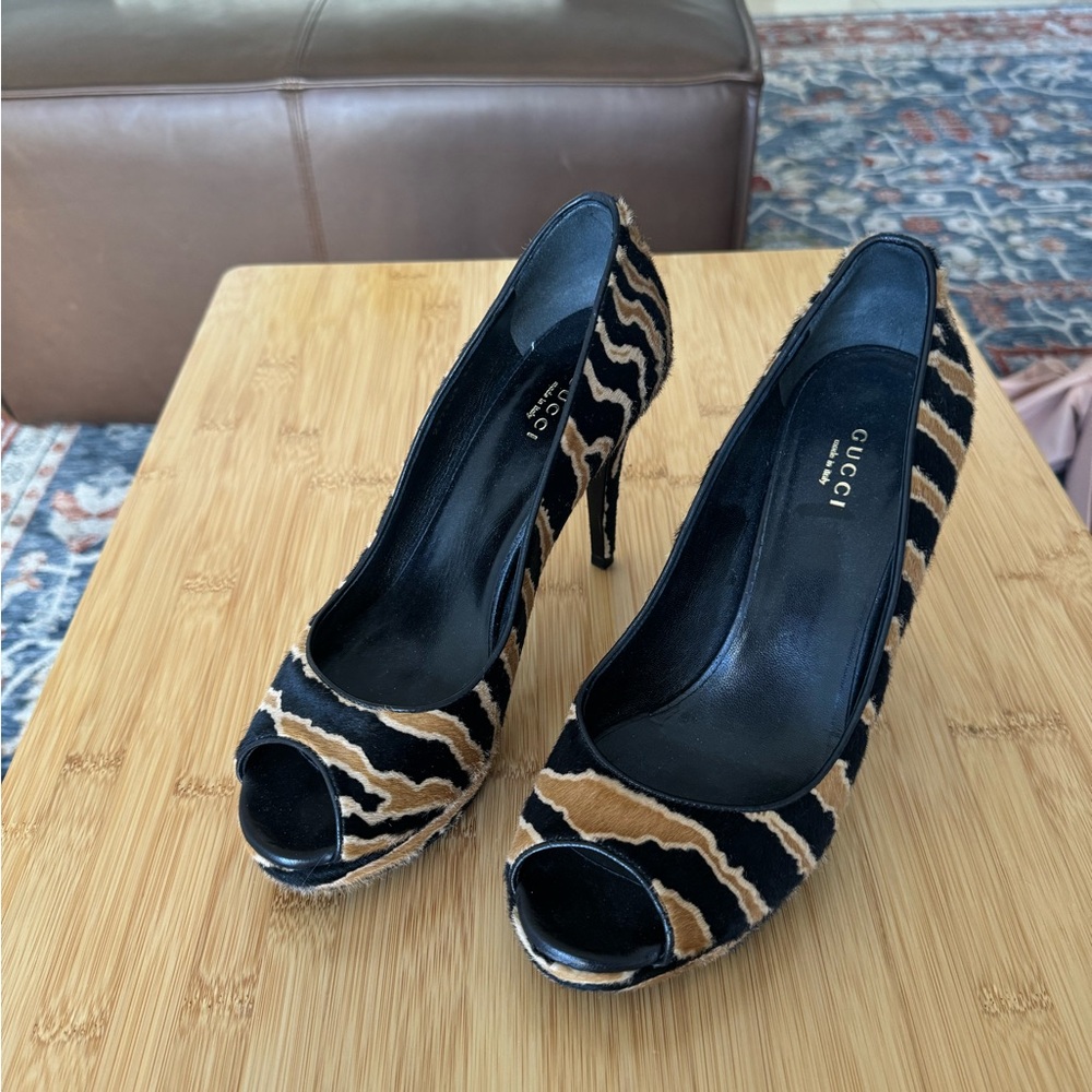 Gucci ponyhair peep toe pumps